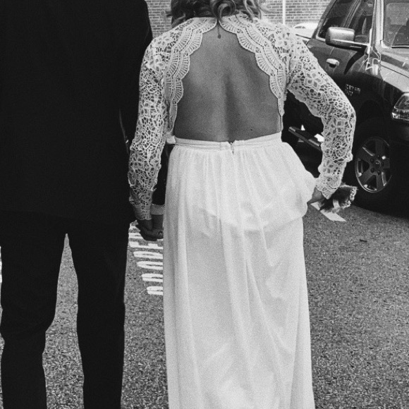 Prom / Wedding dress - Picture 5 of 7